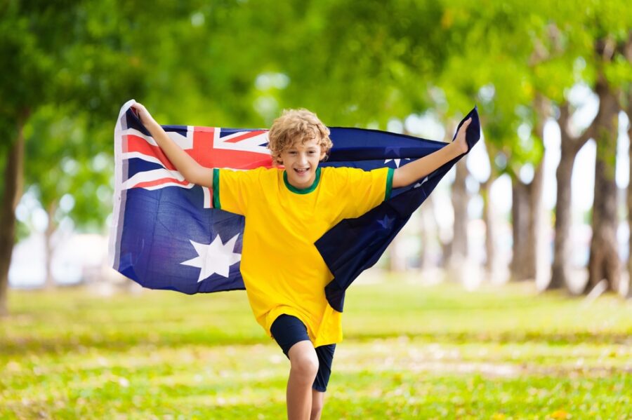 australia,team,fans,with,flag.,australian,supporter,child.,kid,cheering