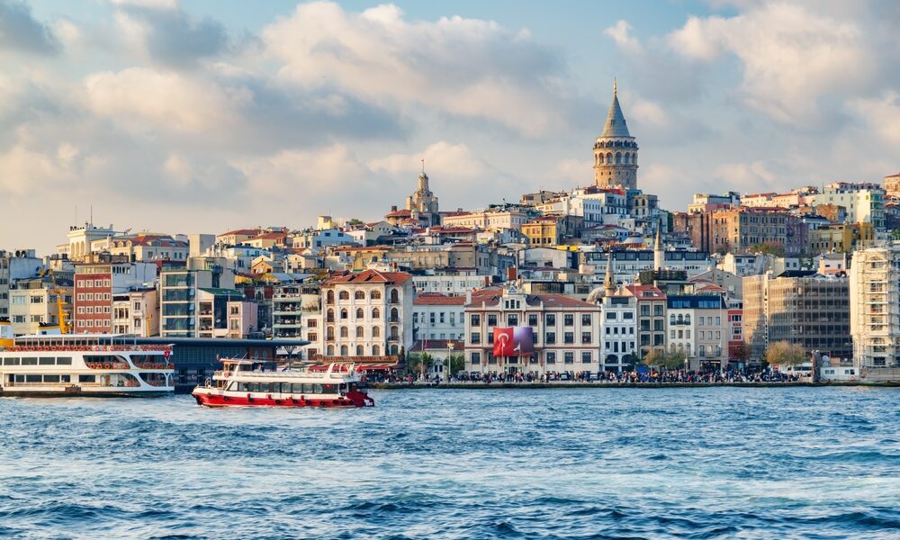 istanbul,skyline.,amazing,view,of,the,galata,tower.,istanbul,is