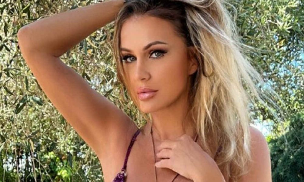 "Diva Futura" riaccende i riflettori sul porno italiano. Ed Eva Henger svela un dettaglio sulla morte di Moana Pozzi