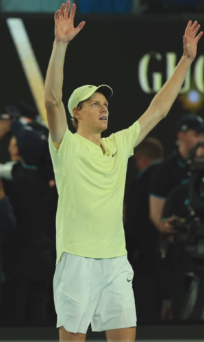 L'esultanza di Sinner per la vittoria