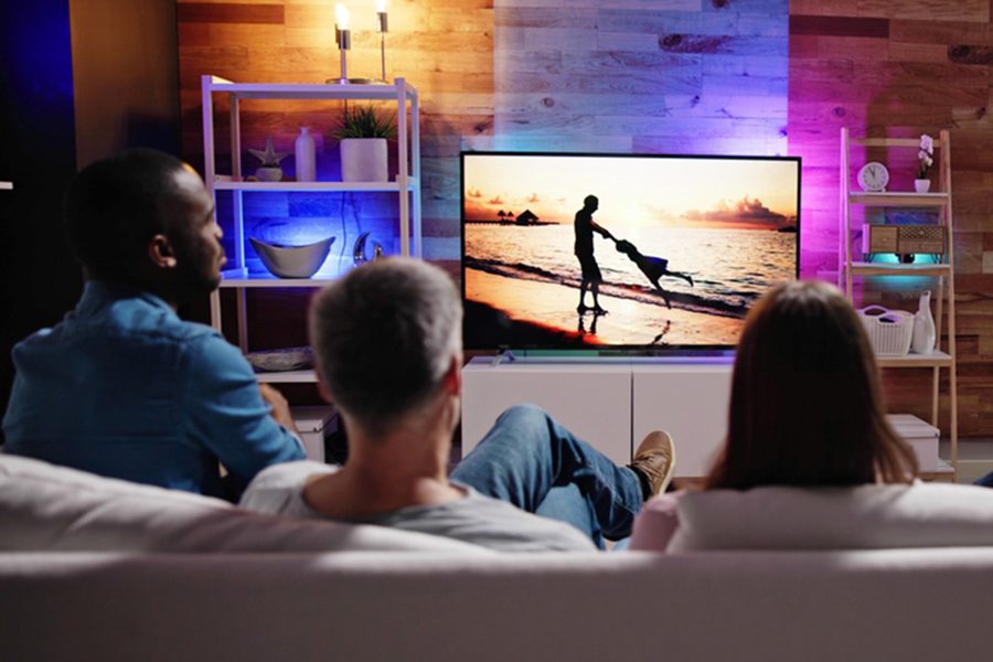 Fiction che promettono di tenervi incollati allo schermo. Preparatevi a ridere, piangere e soprattutto a riflettere su argomenti importanti. Che la visione abbia inizio.