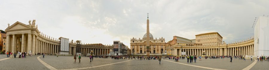 Il Mondo prega per Papa Francesco. Cosa succede, cosa succederà? 1 Piazza San Pietro vista da via della Conciliazione.