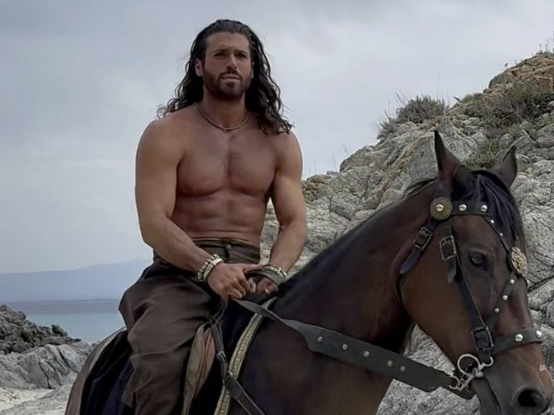 Dopo aver ultimato le riprese di "Sandokan", Can Yaman (35) ha dato appuntamento ai fan con un messaggio sui social. Attualmente l'attore ha sospeso il suo profilo Instagram.