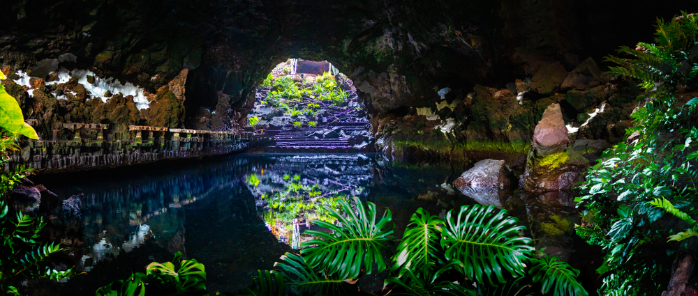 Jameos del Agua, la prima opera di César Manrique a Lanzarote. © Shutterstock