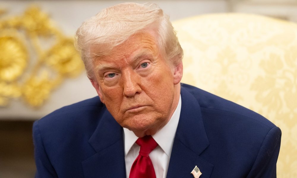 Musk e Trump, da amici a nemici. Ed Elon accusa: “Il Presidente cliente di Epstein” L’ira di Trump si abbatte su Mrs Clooney