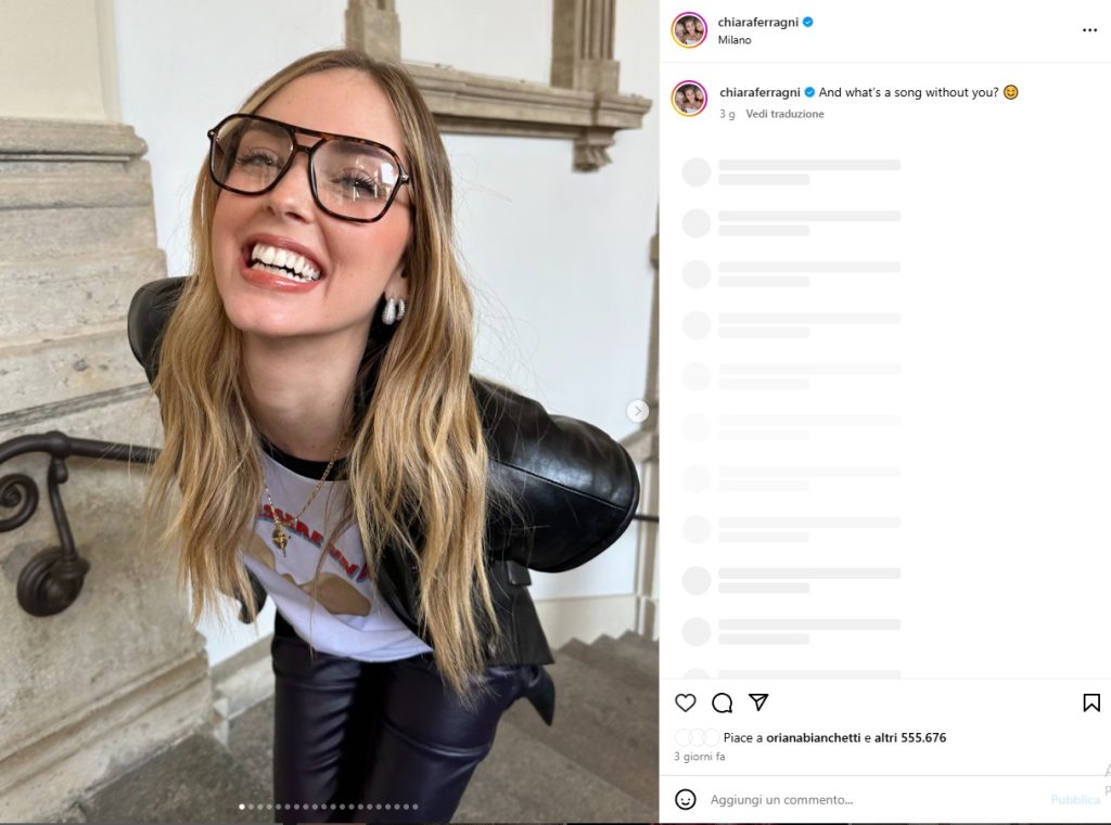 Il post social con il quale Chiara Ferragni (37) si dice "felice".