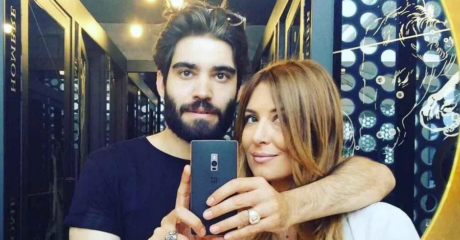 Selvaggia Lucarelli si sposa! Fiori d’arancio con Lorenzo Biagiarelli 1 Selvaggia Lucarelli si sposa! Fiori d’arancio con Lorenzo Biagiarelli