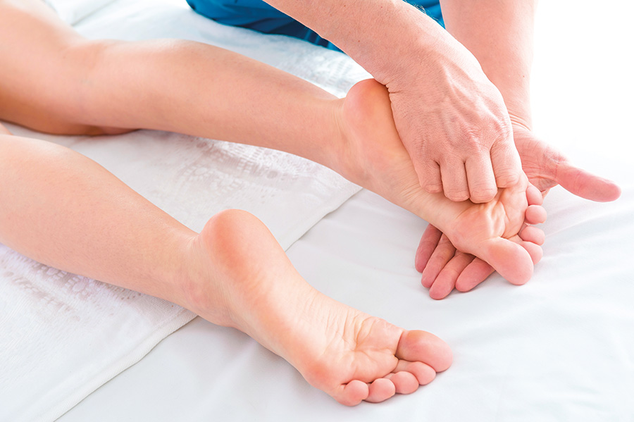 Il benessere comincia dai piedi con la riflessologia plantare