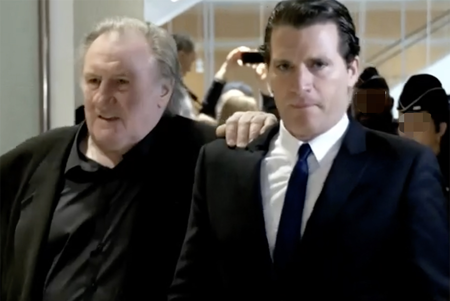 Gérard Depardieu condannato a 18 mesi per abusi sessuali 2 Gérard Depardieu condannato a 18 mesi per abusi sessuali