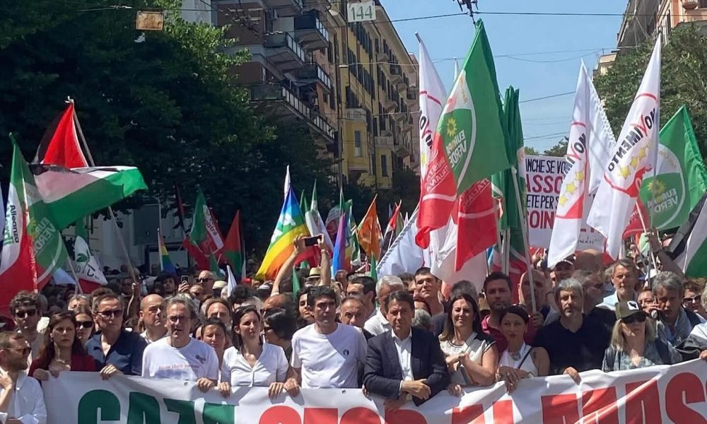 La protesta contro la guerra in Palestina invade Roma: "Stop massacro"