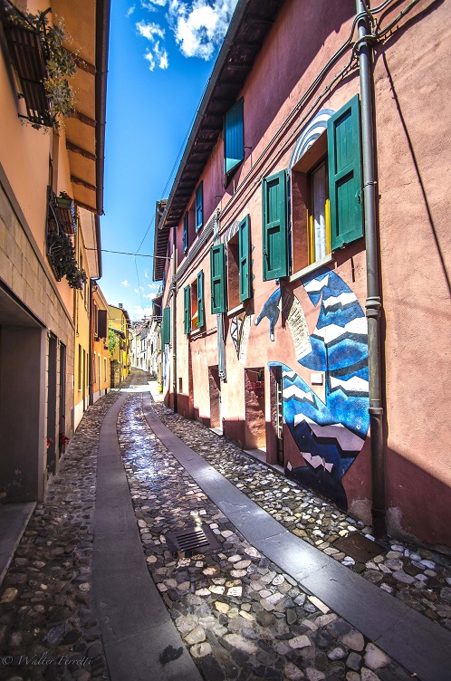 Italia a colori: un viaggio tra i murales più belli dello Stivale 5 dozza 5