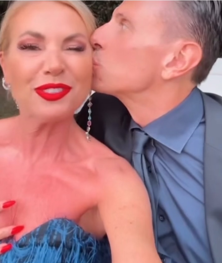 Federica Panicucci: la verità sulla crisi con Marco Bacini 1 Con una diretta social, la coppia ha scacciato via tutti i rumor sulla presunta rottura.