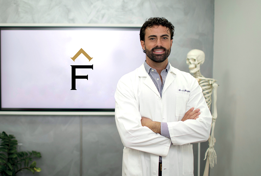 Andrea Foriglio: «3 mosse per un’estate libera da mal di schiena» Andrea Foriglio: «Al mare state attenti anche alla postura!»