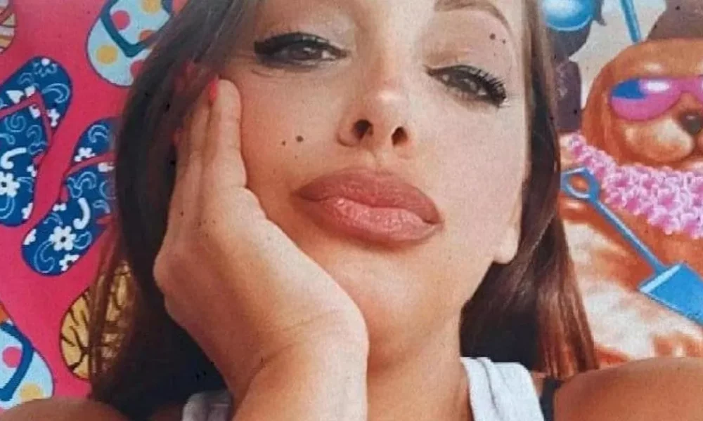 Femminicidio a Salerno, donna vuole lasciare il compagno e lui la uccide nel sonno