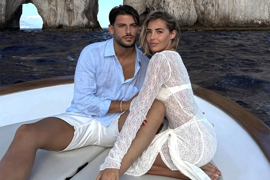 Martina De Iannon e Ciro Solimeno si sono lasciati dopo solo 8 mesi. Ecco perché… Martina De Iannon e Ciro Solimeno si sono lasciati dopo solo 8 mesi. Ecco perché...