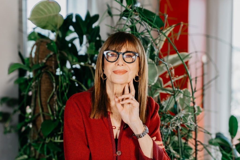 Perturbatori endocrini e pelle: il lato occulto della cosmetica quotidiana