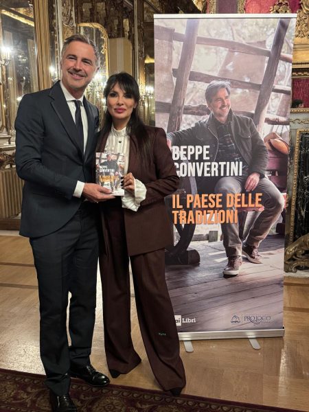 Beppe Convertini a Roma per presentare il nuovo libro “Il Paese delle Tradizioni”