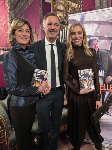 Beppe Convertini a Roma per presentare il nuovo libro “Il Paese delle Tradizioni”