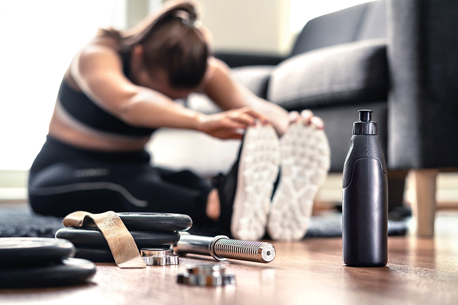 5 minuti di stretching per rimettersi in forma: esercizi mirati per lui e per lei