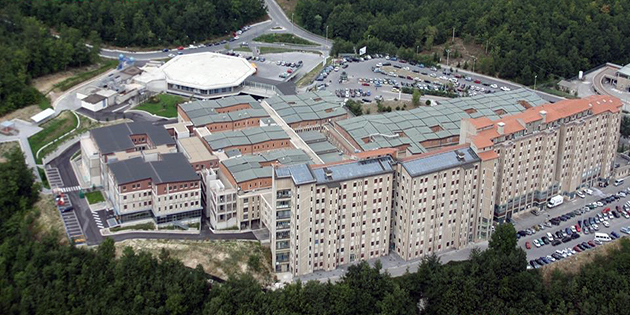Donne morte per intossicazione, 5 medici indagati per averle rimandate a casa due volte