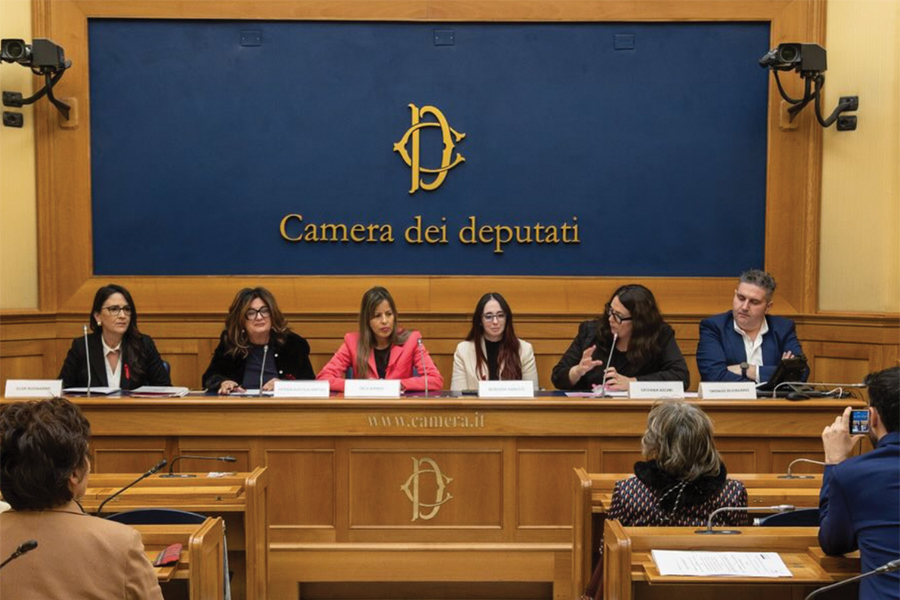 Nasce IRIS, lo sportello antiviolenza per italiane all’estero