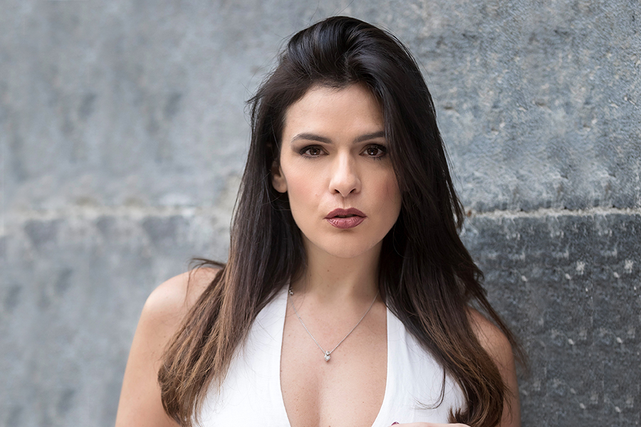 Daniela De Vita: «Il successo in “Un posto al sole” e “Malavia”, ora sogno un film con Paolo Sorrentino»