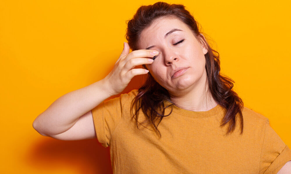 Viso gonfio e stanco? È il cortisolo alto