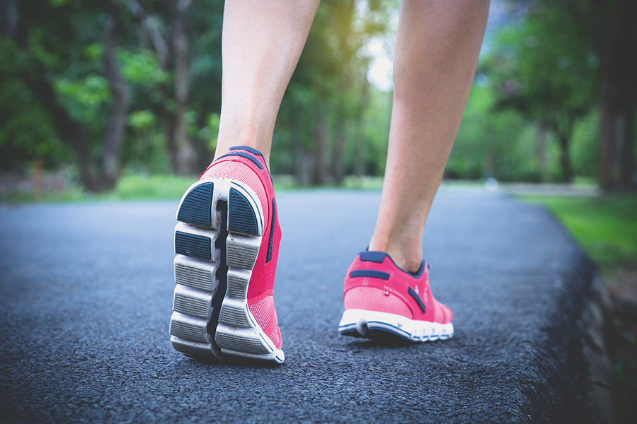 Camminata veloce: il piano di 4 settimane per tonificare e dimagrire 2 Camminata veloce: il piano di 4 settimane per tonificare e dimagrire