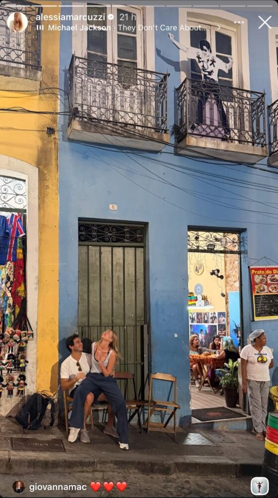 Alessia Marcuzzi (53) e Tiago Schietti (40).