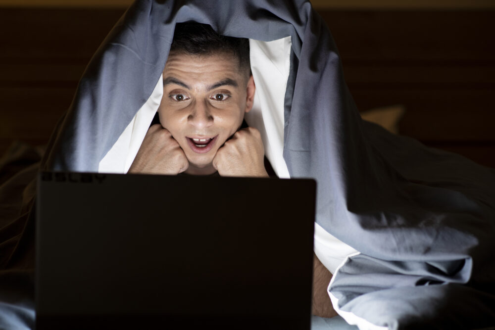 Vendetta notturna: perché rubate ore al sonno per riprendervi il tempo