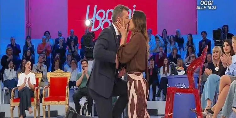 Roberto Priolo aveva fatto a "Uomini e donne" la proposta di matrimonio per Agnese De Pasquale.