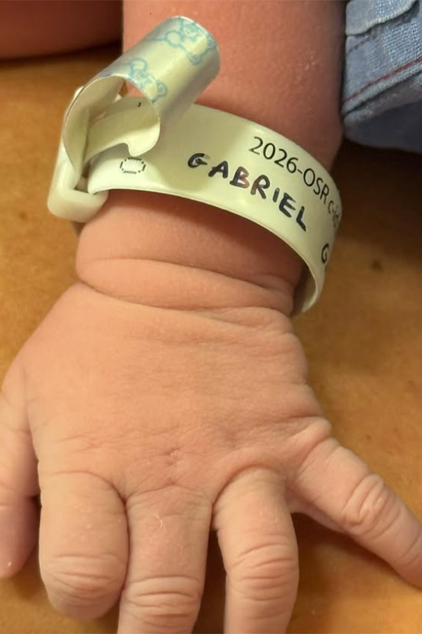 Alex Belli: «Diventare padre di Gabriel mi ha cambiato del tutto la vita» 2 Alex Belli: «Diventare padre di Gabriel mi ha cambiato del tutto la vita»
