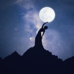 Ciclo mestruale e luna: sincronizzarsi è possibile o è solo suggestione?