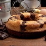 Ciambellone soffice bicolore