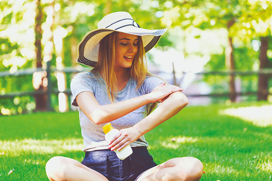 Come preparare la pelle al sole per una abbronzatura perfetta e sicura