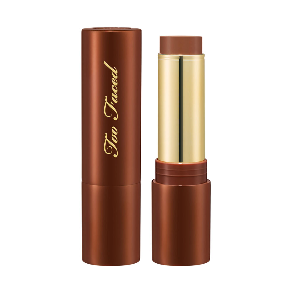 Sculpt & Glow: il trend make up che ridefinisce il viso con leggerezza 1 Sculpt & Glow: il trend make up che ridefinisce il viso con leggerezza