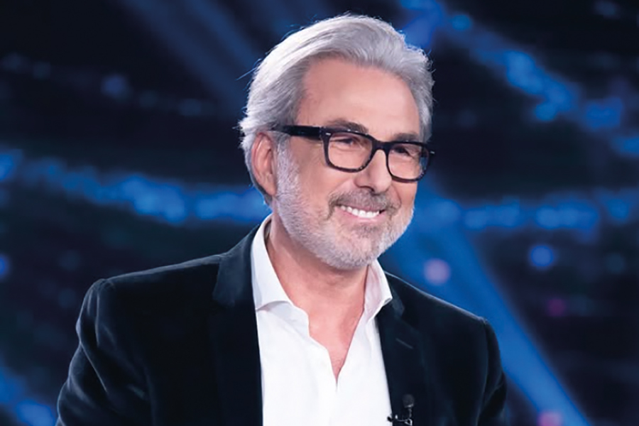 Luciano Cannito: «La ricchezza non sono i soldi, ma fare ciò che si desidera» 1 Oggi Luciano Cannito (64) è alla guida del Teatro Nazionale di Napoli.