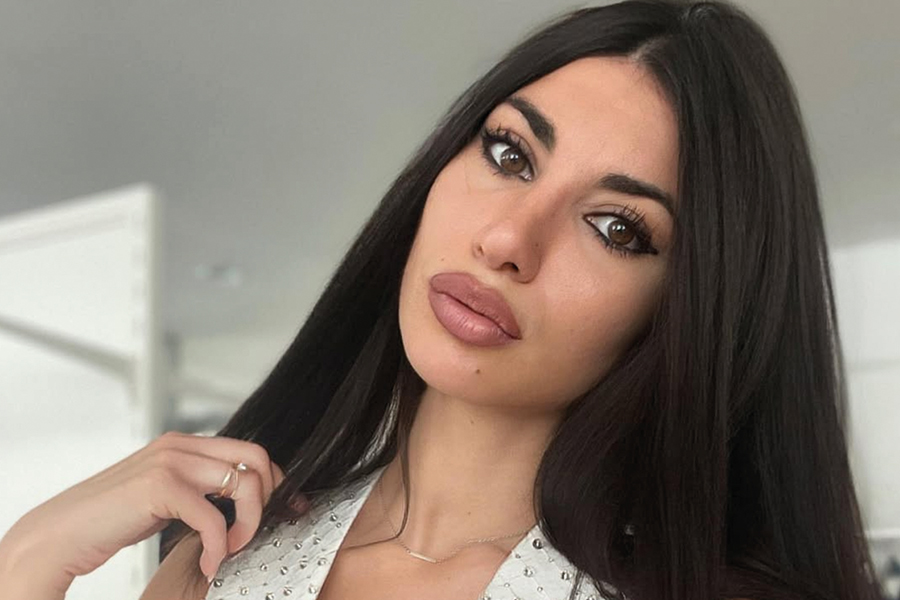 Francesco Chiofalo: «Sposare Manuela Carriero? Non è ipotizzabile!» 2 Manuela Carriero (37) è la fidanzata di Francesco Chiofalo (37): lei non approvava l'intervento per il tatuaggio istantaneo.