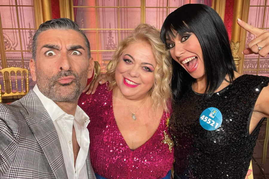 Simone Di Pasquale: «Non sono solo “il ballerino di ‘Ballando’”!» 2 Con Rossella Erra (52) e Sara Di Vaira (46) Tribuni del Popolo.