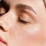 Sculpt & Glow: il trend make up che ridefinisce il viso con leggerezza Sculpt & Glow: il trend make up che ridefinisce il viso con leggerezza