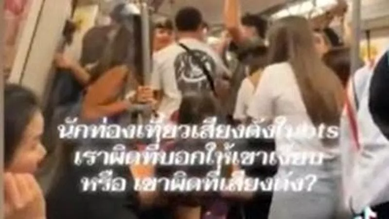 Studenti italiani insultano una donna in Thailandia, il video diventa un caso diplomatico