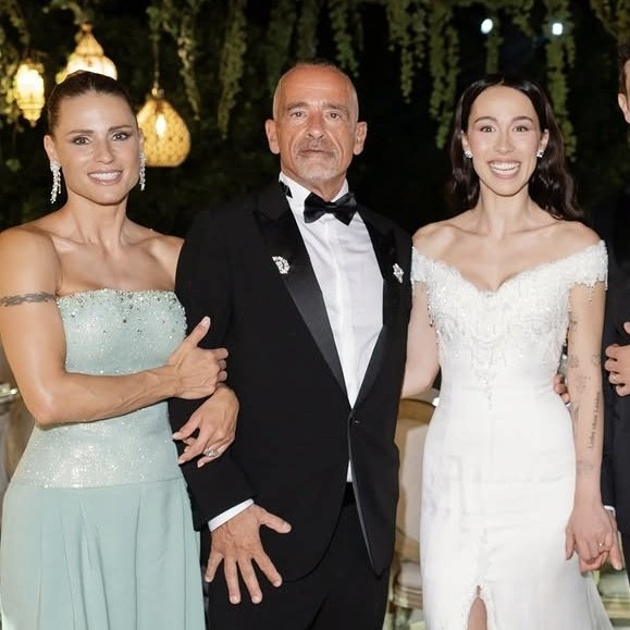Aurora Ramazzotti ruba la scena a Michelle ed Eros: debutta nella musica e vola a “Ballando con le Stelle” Aurora Ramazzotti