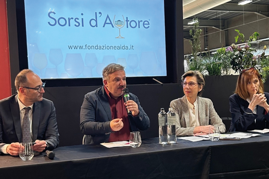 Luca Telese: «Da Mentana a Sgarbi: i vent'anni di aneddoti che porto nel cuore»