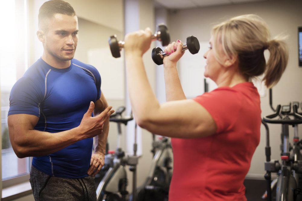 Perché sempre più donne scelgono i pesi invece del tapis roulant o del cardio?