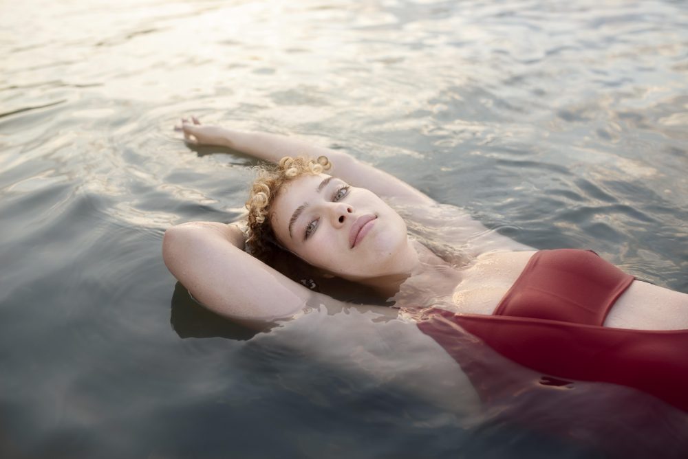 Nuotare in mare aperto: così l'acqua salata diventa terapia 2 Nuotare in mare aperto: così l'acqua salata diventa terapia