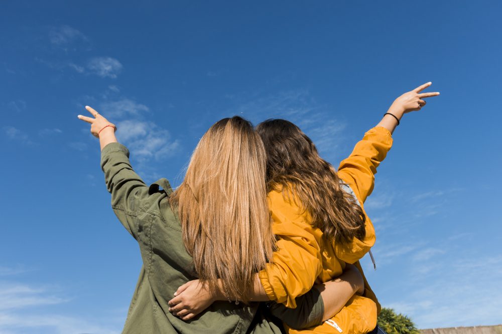 30 luglio, Giornata Mondiale dell'Amicizia: quegli amici che, senza saperlo, ci salvano 1 30 luglio, Giornata Mondiale dell'Amicizia: quegli amici che, senza saperlo, ci salvano