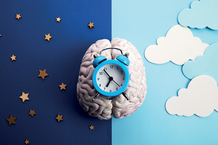 Jet-lag sociale: perché d'estate dormiamo peggio e come ritrovare il ritmo 1 Jet lag sociale: perché d'estate dormiamo peggio e come ritrovare il ritmo