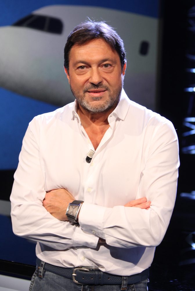 Ranucci fuori da "Report": «Il gioco è fatto». L’ultimo affondo contro la Rai: «Non è un addio, combatterò per la libertà di stampa» 3 Ranucci fuori da "Report": «Il gioco è fatto». L’ultimo affondo contro la Rai: «Non è un addio, combatterò per la libertà di stampa»