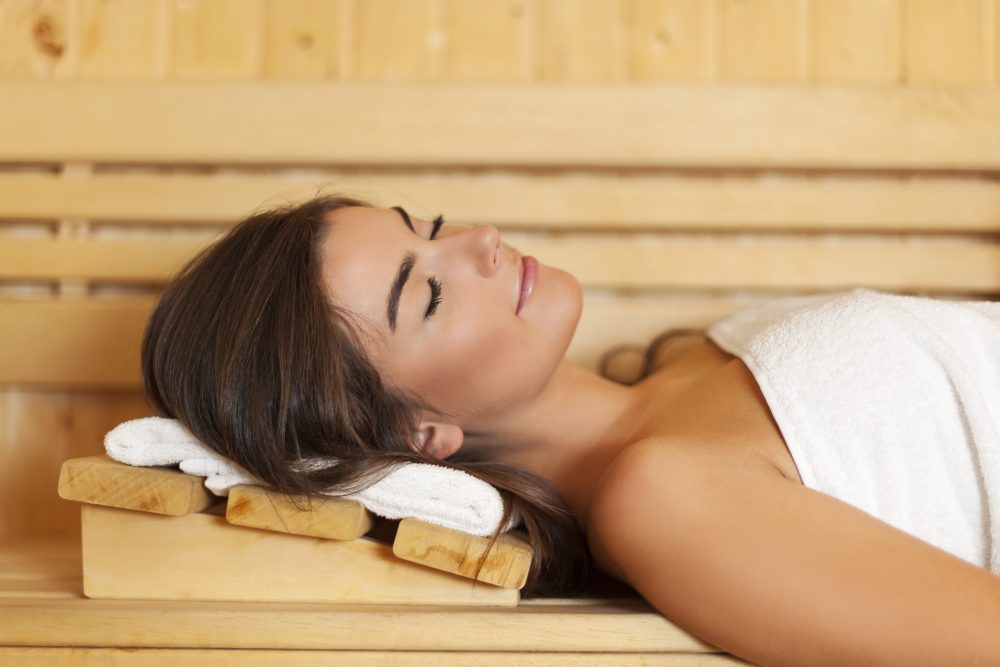 Con questo caldo suona assurdo, eppure sempre più persone scelgono la sauna insieme agli amici 3 Con questo caldo suona assurdo, eppure sempre più persone scelgono la sauna insieme agli amici