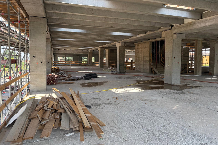 La scuola delle macerie: il paradosso dei fondi PNRR per l’istruzione 4 La scuola delle macerie: il paradosso dei fondi PNRR per l’istruzione